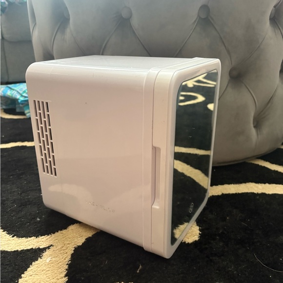 LED Vanity Mirror with Touch Sensor - Picture 8 of 10